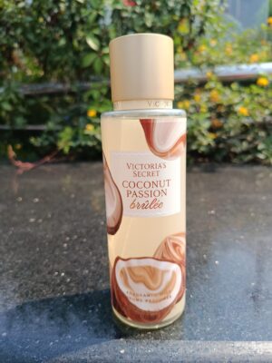 Victoria's Secret Coconut Passion Fragrance Mist Victoria's Secret Coconut Passion Fragrance Mist body spray